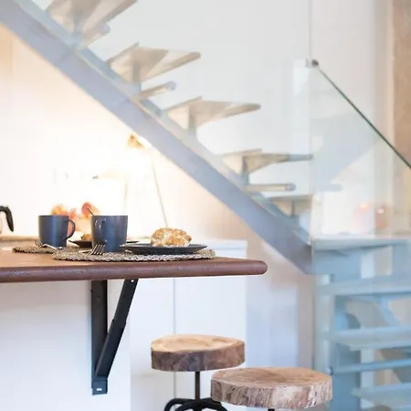 Stylish Tailor Made Flat Apartment Lisbon